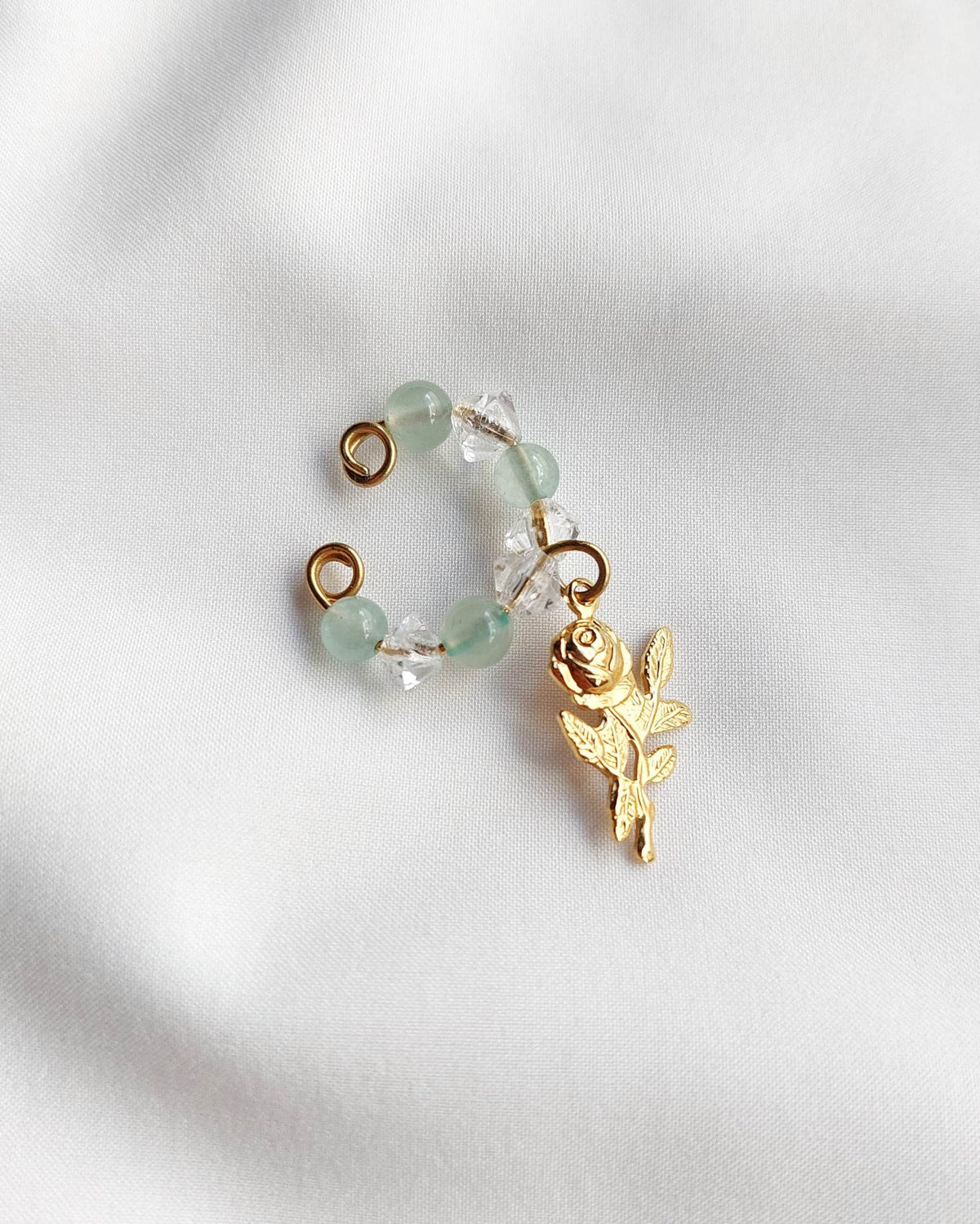 PROMESSE earcuff vert avec rose