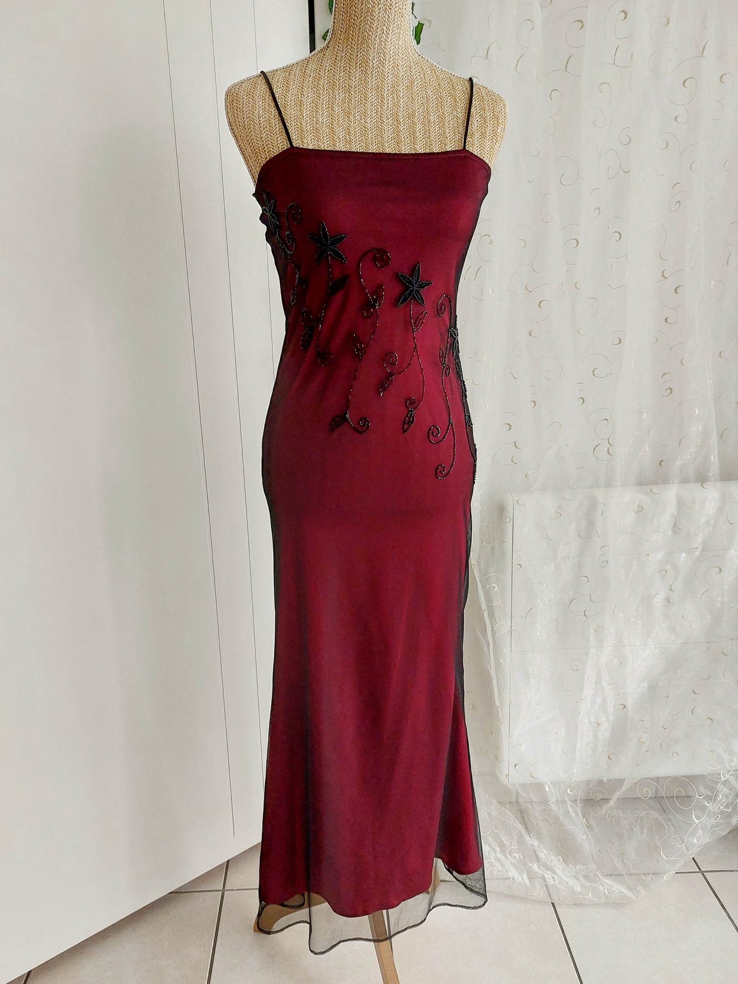 DIVA red and black tube dress with embroidered beads Size 36