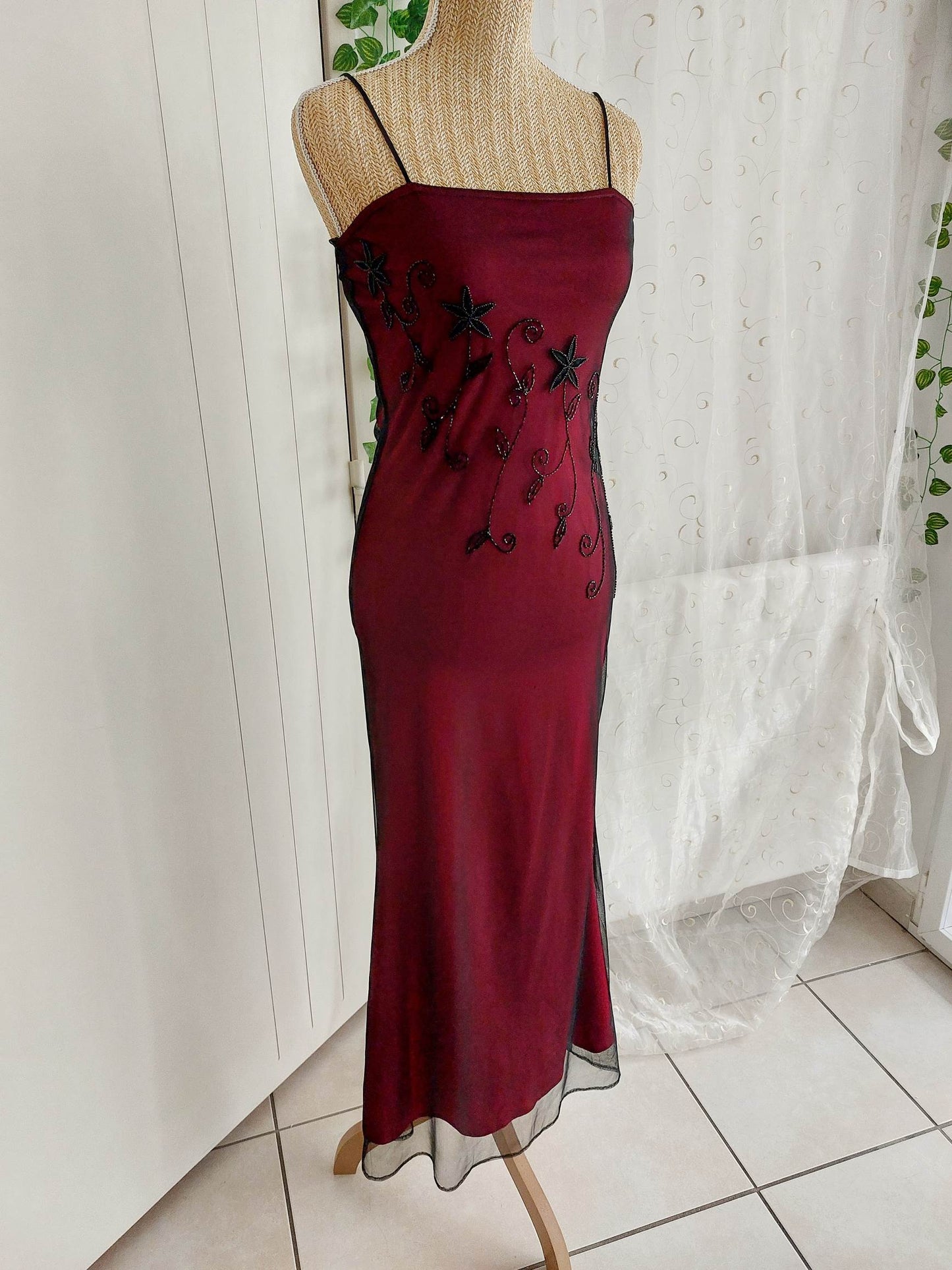 DIVA red and black tube dress with embroidered beads Size 36