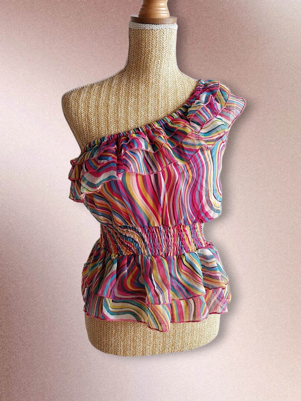 SAFRAN Red camisole with patterns and embroidery Size 36/38