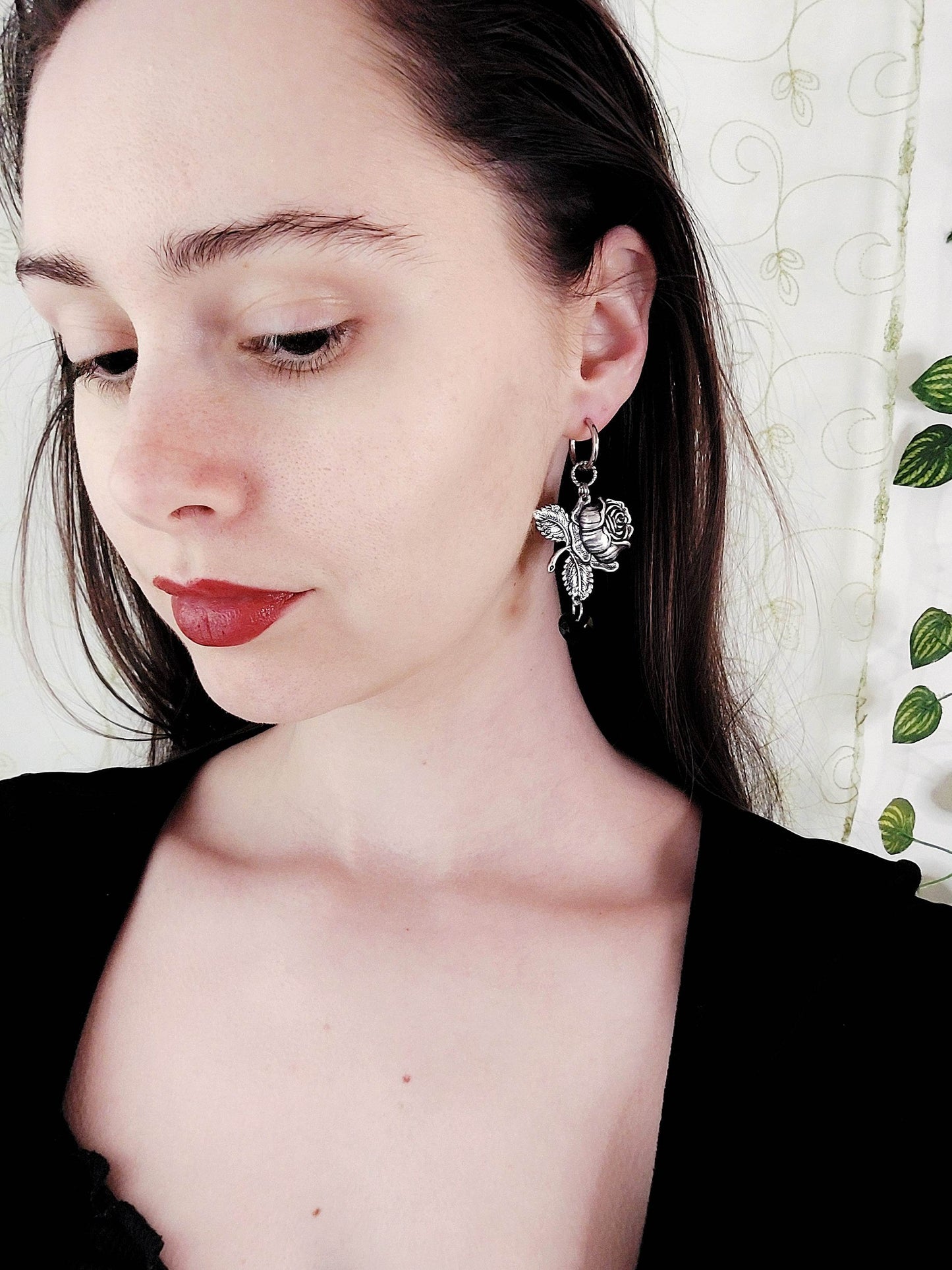 ROSELINA Pink and silver heart stud earring
