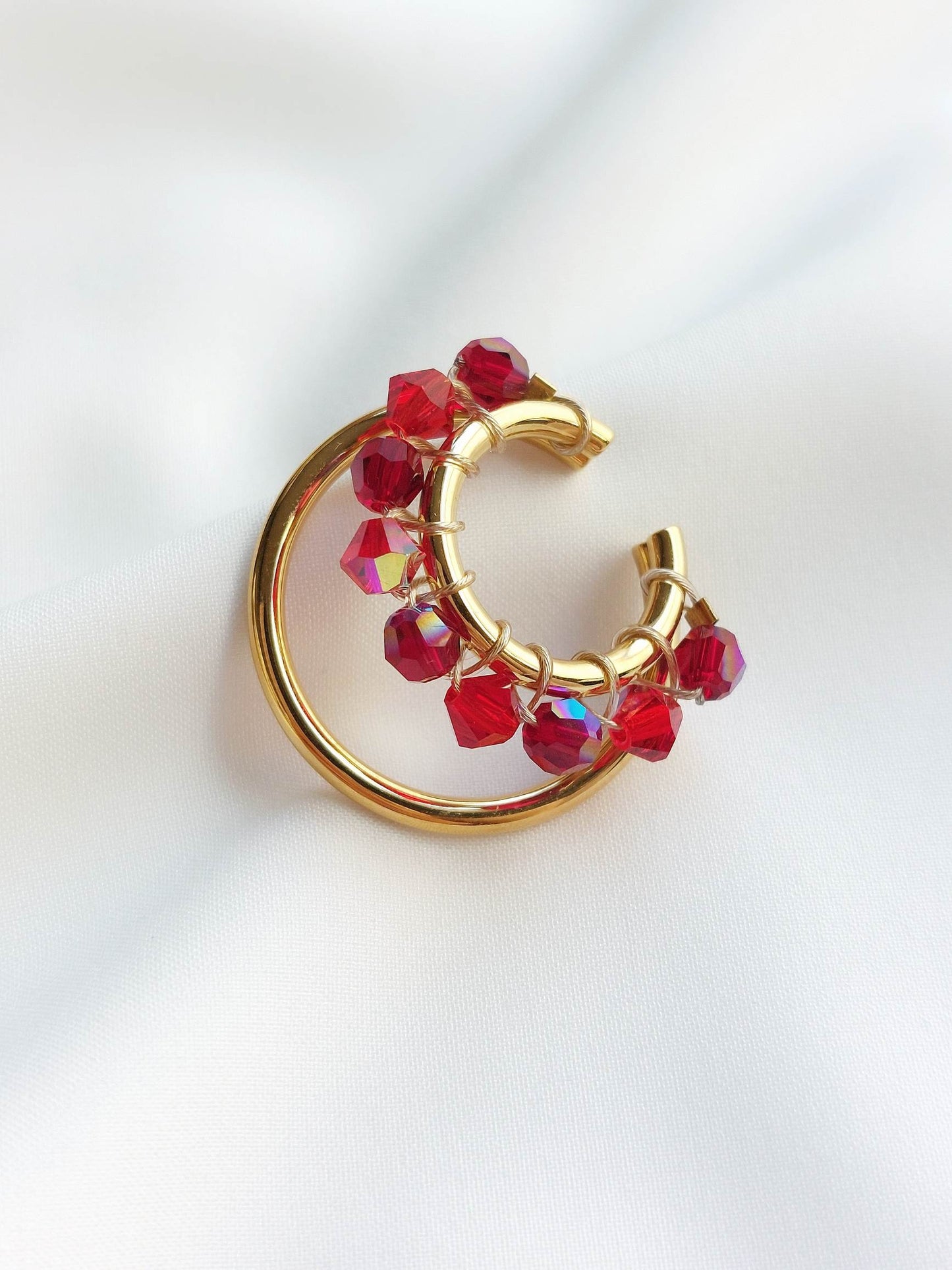 GRENADE gold and red earcuff