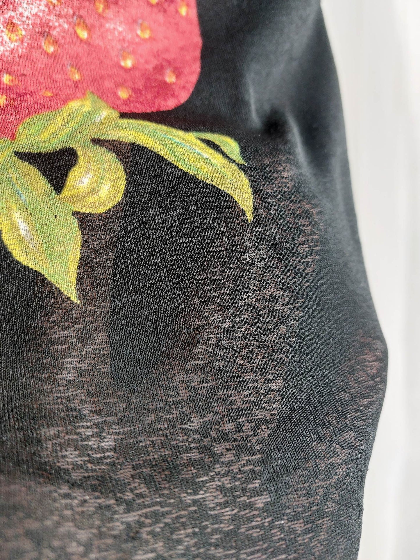 SAFRAN Red camisole with patterns and embroidery Size 36/38