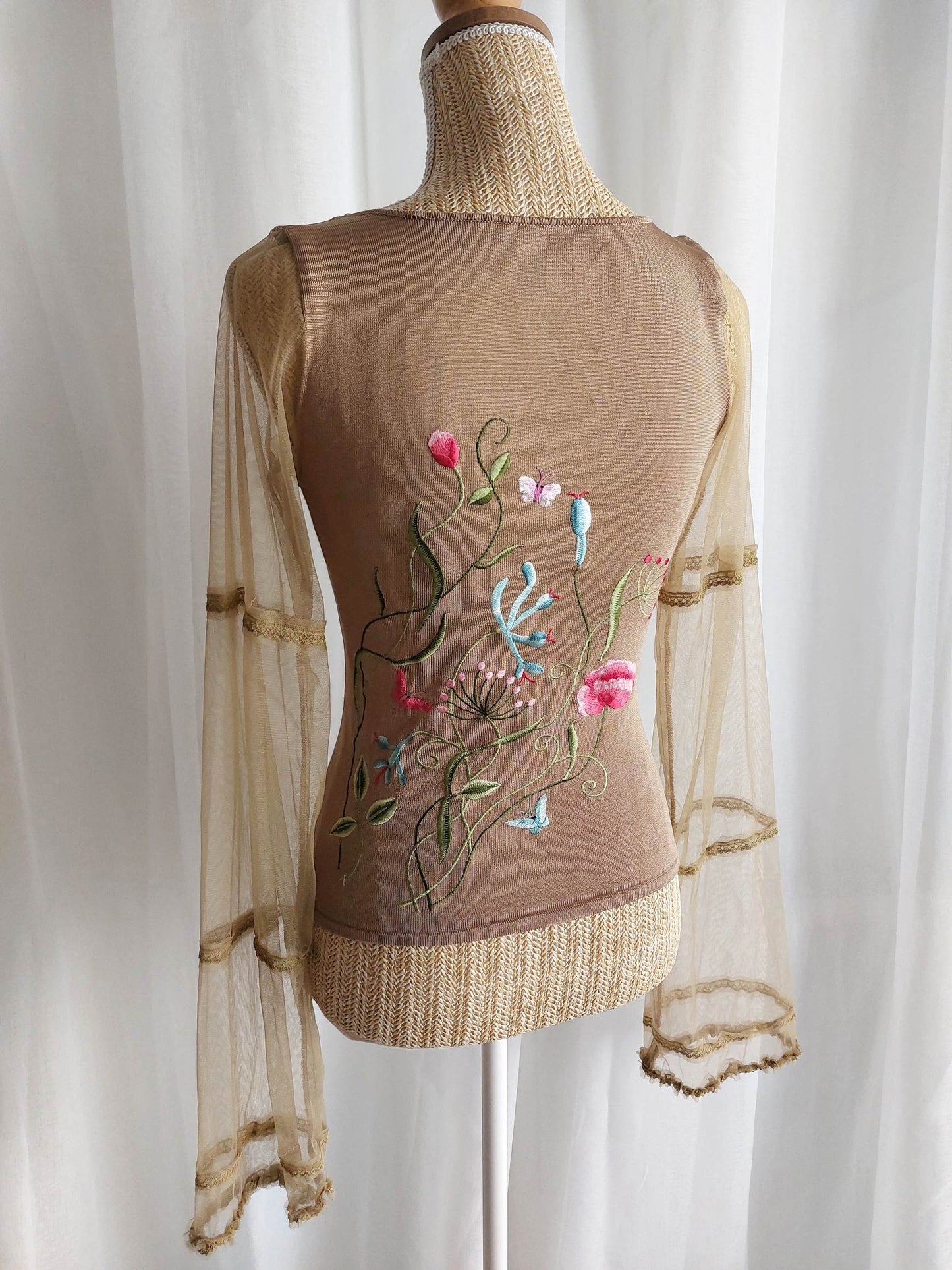 TITANIA top à manches longues et broderies T.34/36