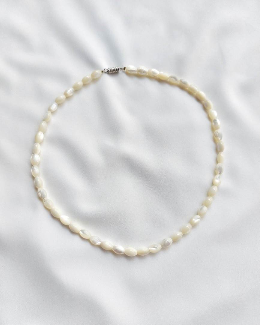 UNION mother-of-pearl bead necklace