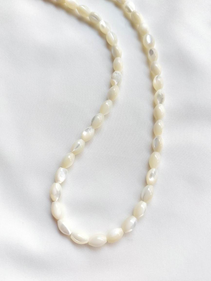 UNION mother-of-pearl bead necklace
