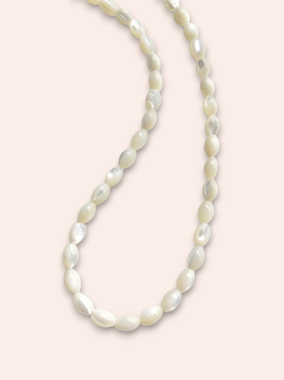 UNION mother-of-pearl bead necklace