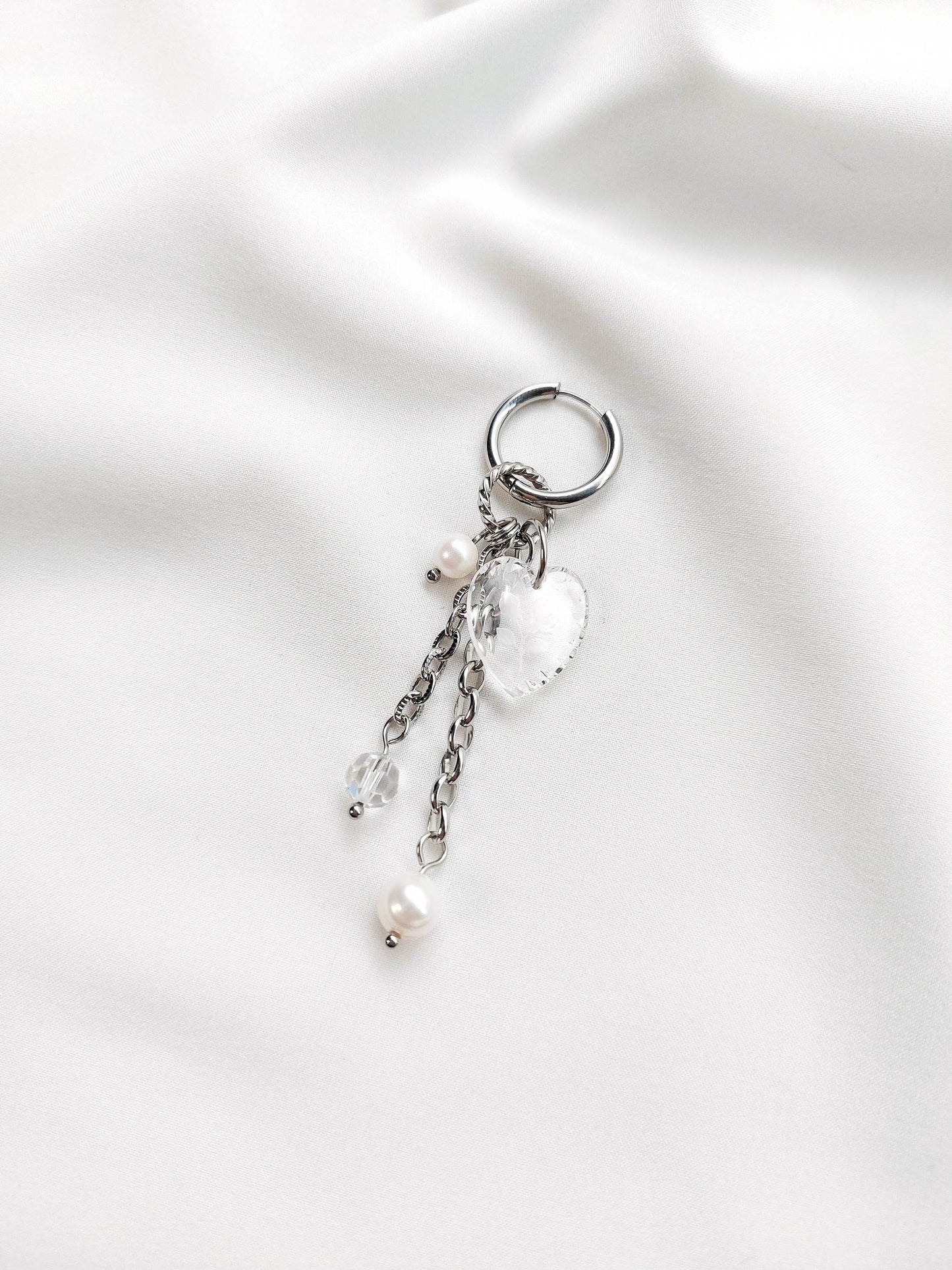 UNION silver single-loop heart