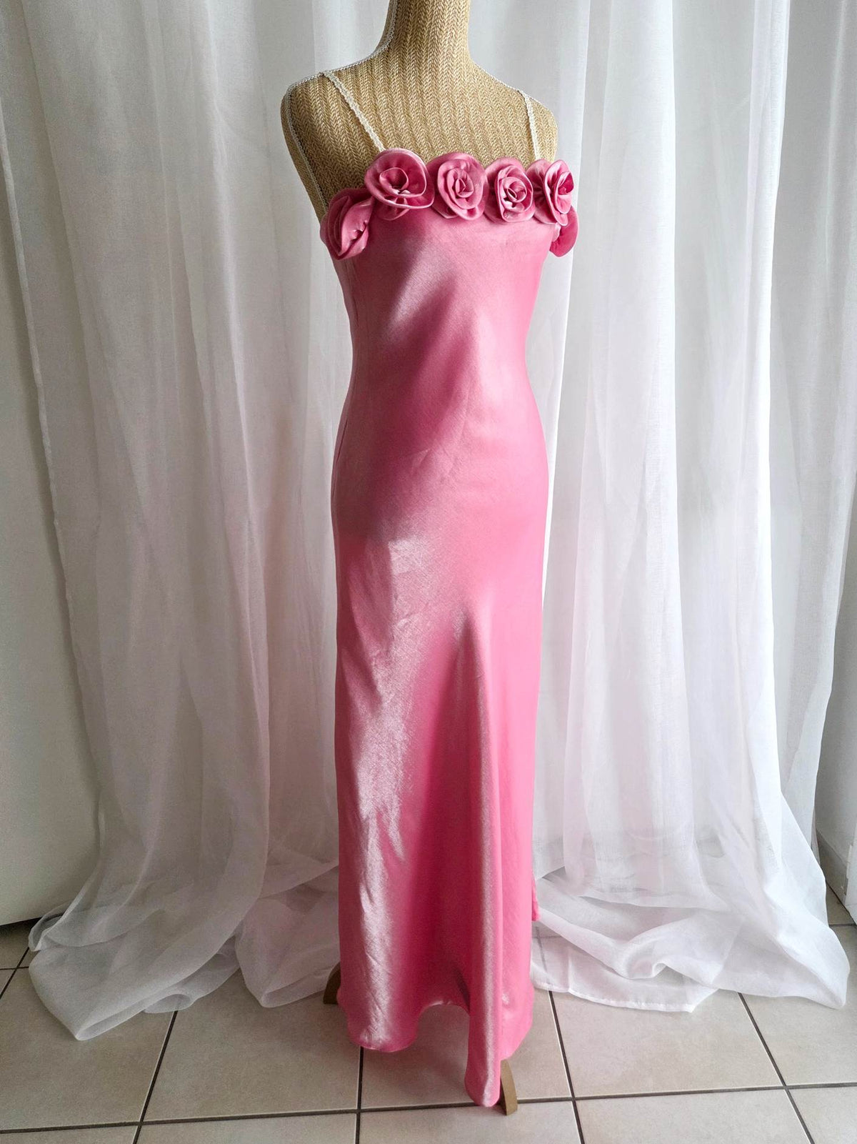 VALENTINE robe longue rose à fleurs T.38