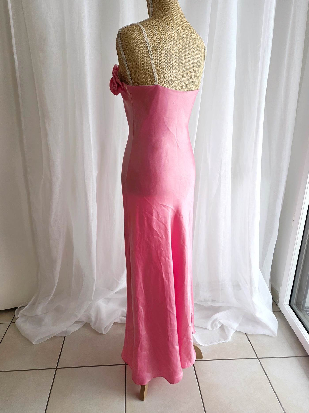 VALENTINE robe longue rose à fleurs T.38