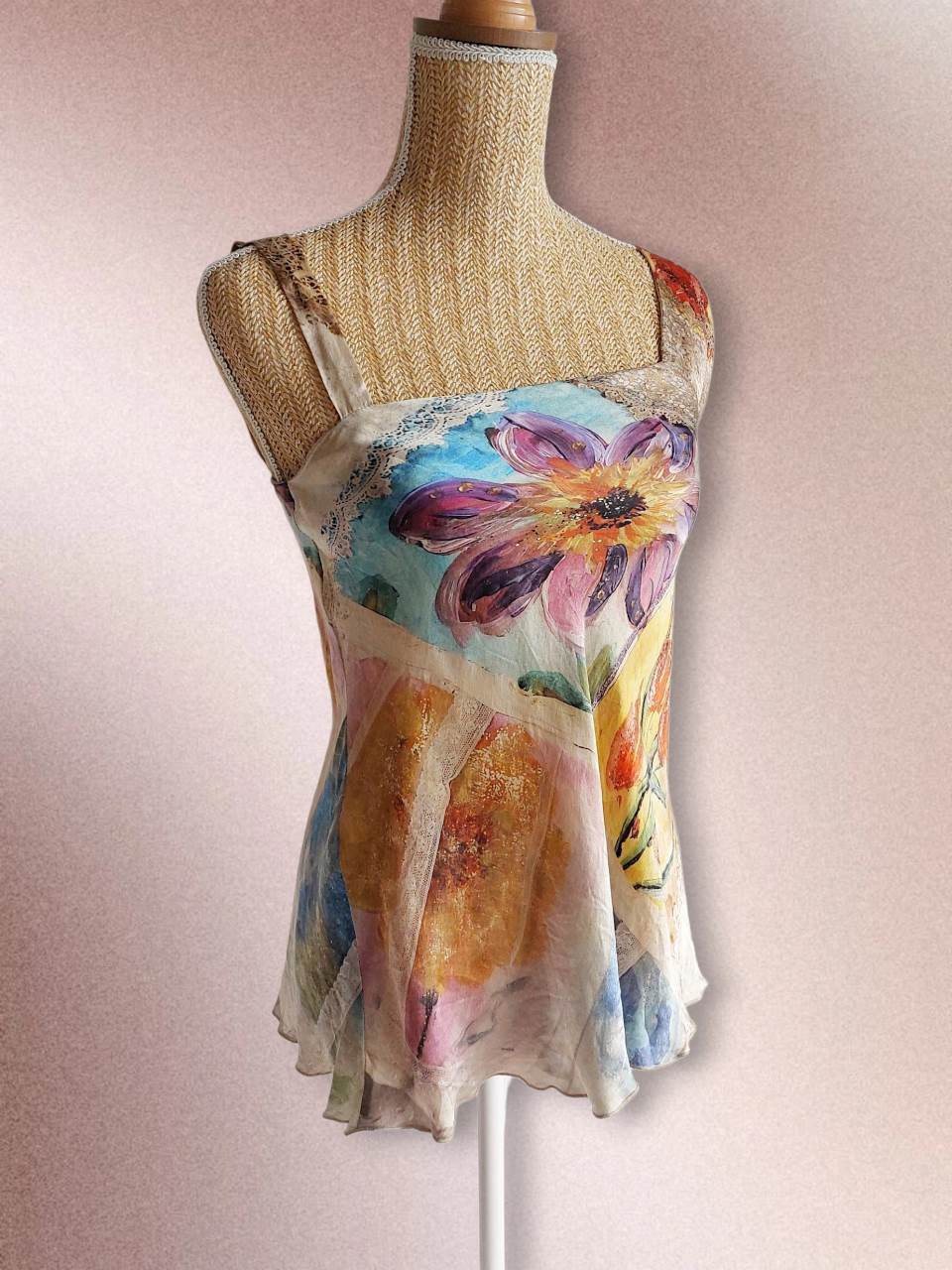 VENUS top asymétrique romantique en soie T.36/38
