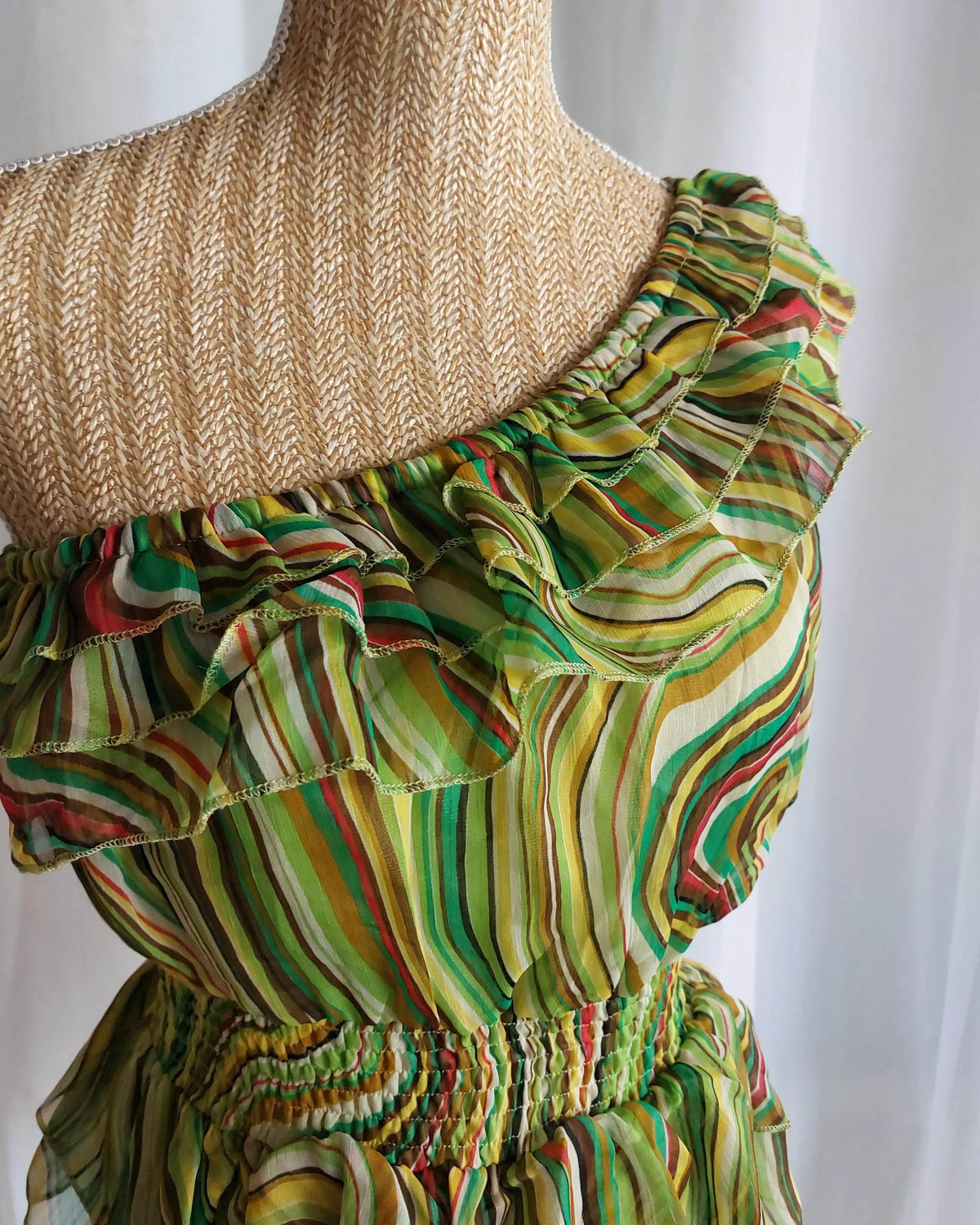 CANDYCANE top vert asymétrique à rayures T.36