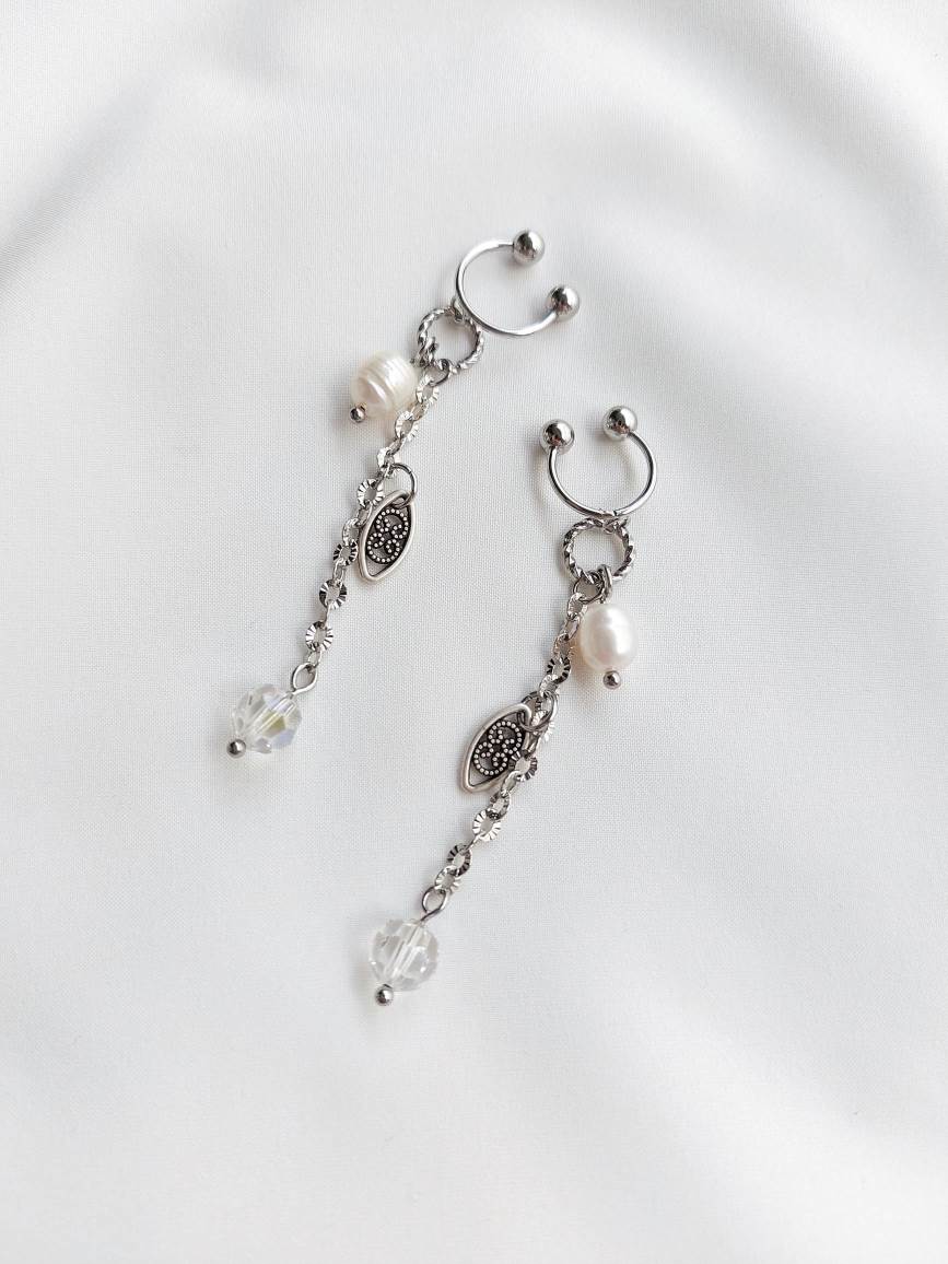 XIMA silver earcuff with pearls