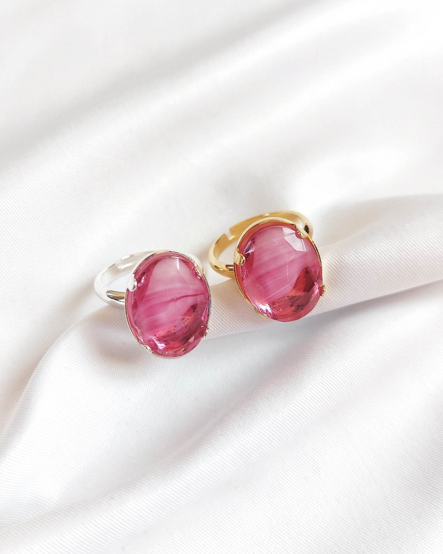 Adjustable gold ring with pink cabochon