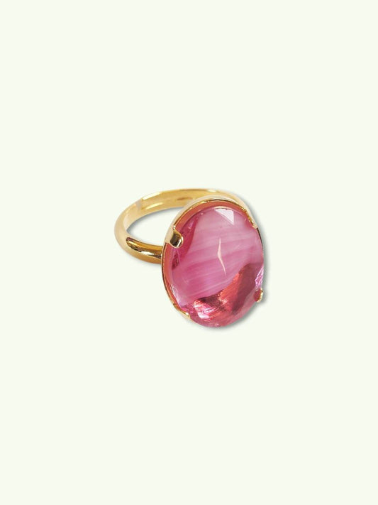 Adjustable gold ring with pink cabochon
