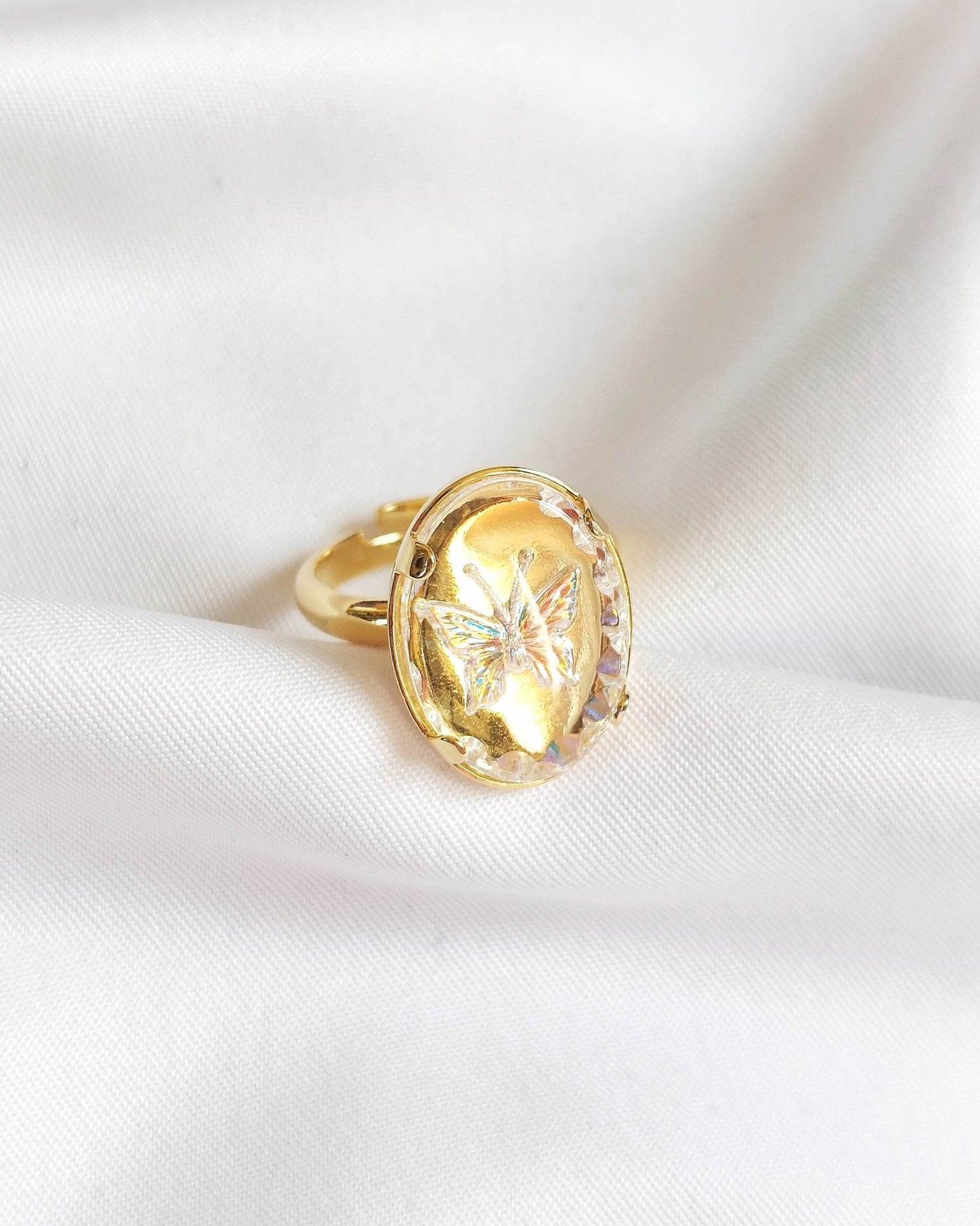 Adjustable gold butterfly ring