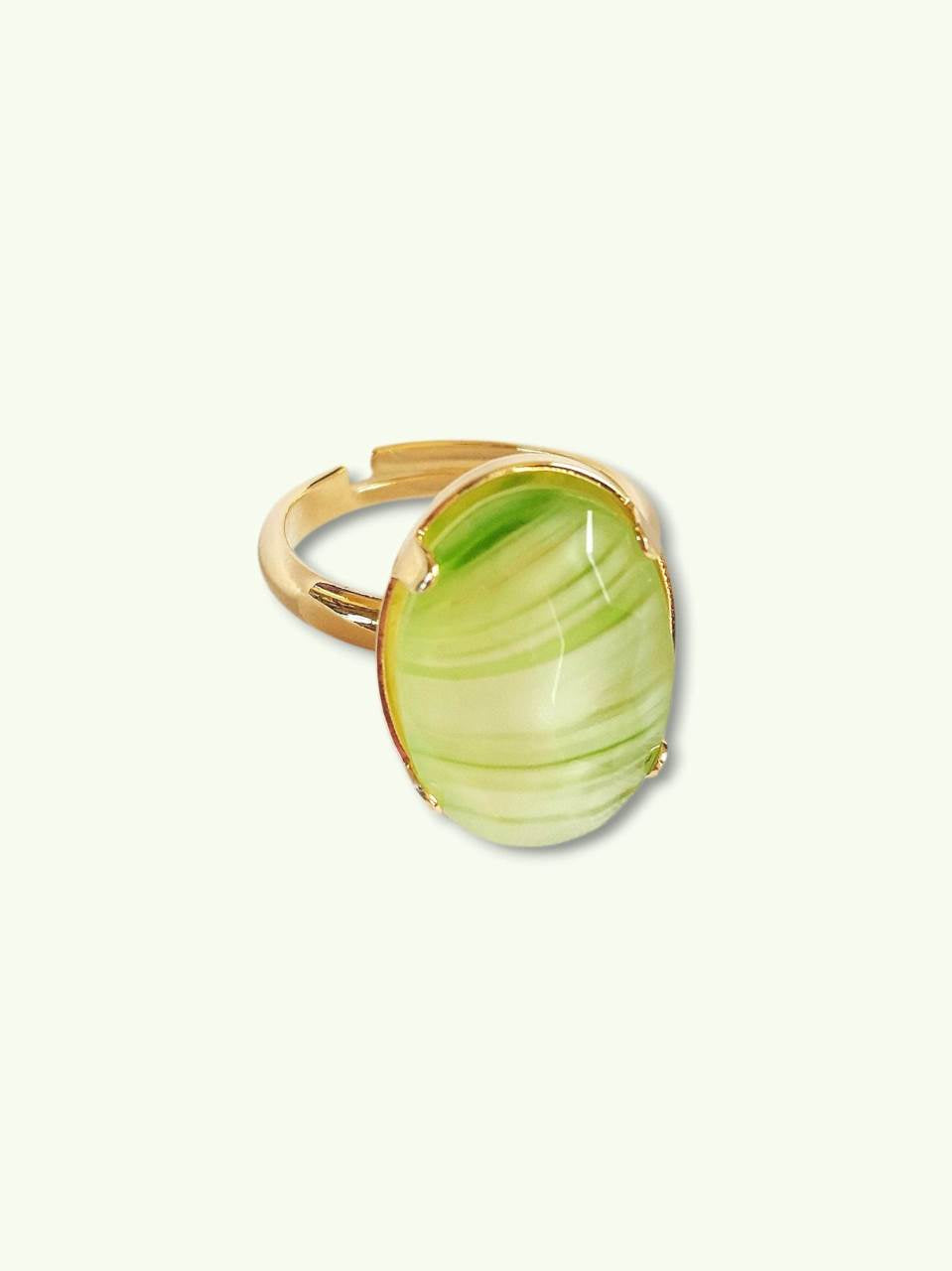 Adjustable gold-plated ring with green cabochon